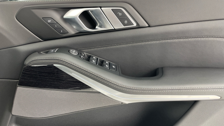 BMW X5 xDrive30d MHT M Sport 5dr Auto Diesel Estate